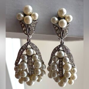 Vintage Crown Trifari Pearl Cluster Rhinestone Dangle Drop Tulip Earrings clip